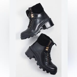 $859 Alice + Olivia Hettie Black Sherpa Leather Combat ankle boots women size 7